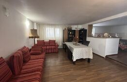 Casă spațioasă cu 5 camere, 200 mp, zona Mărgineni