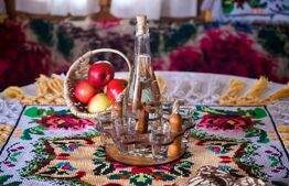 Modern si traditional, pensiune de vanzare, Budesti, 729 mp + 5066 mp