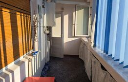 Apartament de vanzare 3 camere, 85 mp, zana-Albina
