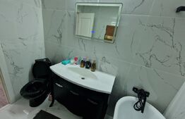 Apartament de 2 camere, 53 mp, semidecomandat, zona Garii