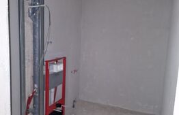 Apartament 3 camere, 67 mp, zona Sasar