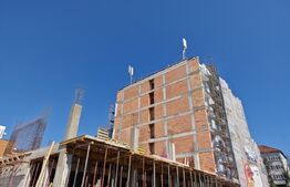 Apartament 3 camere, 67 mp, zona Sasar