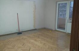 Apartament de vanzare cu 3 camere, 77 mp, zona Petru Rares