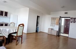 Apartament de vanzare cu 2 camere, 63 mp, zona Ilba