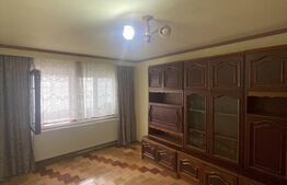 Apartament de vanzare, cu 2 camere, 49mp, decomandat, zona liceul sportiv