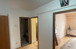 Apartament de vanzare, cu 2 camere, 49mp, decomandat, zona liceul sportiv