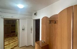 Apartament de vanzare, cu 2 camere, 49mp, decomandat, zona liceul sportiv