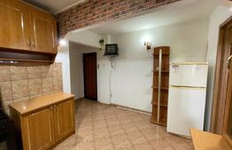 Apartament de vanzare, cu 2 camere, 50 mp, zona Sasar