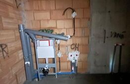 Apartament de vanzare, cu 3 camere, 60 mp, zona Hotvon 