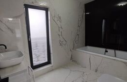 Apartament de lux, de vanzare, cu 3 camere, 86 mp, zona Drurelax