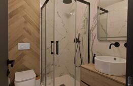 Apartament de lux, de vanzare, cu 3 camere, 86 mp, zona Drurelax