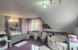 Duplex de vanzare, cu 8 camere, 300 mp, zona centrala