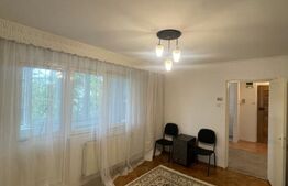 Apartament de vanzare, cu 2 camere, 50 mp, acces pod