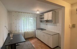 Apartament de vanzare, cu 2 camere, 50 mp, acces pod