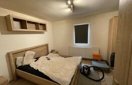 Casa de vanzare, cu 4 camere, 140 mp, zona Centru Vechi