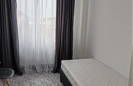 Apartament de vanzare, cu 3 camere, 50 mp, zona Vivo Mall