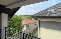 Apartament de vanzare, cu 3 camere decomandat, 92 mp, loc parcare, curte