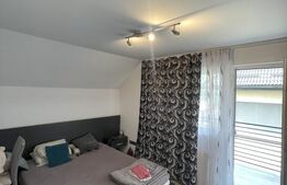 Apartament de vanzare, cu 3 camere decomandat, 92 mp, loc parcare, curte