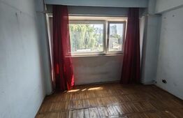  Apartament de vanzare, cu 3 camere spațios, etaj 1, zona Parcul Mara