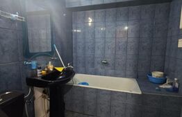  Apartament de vanzare, cu 3 camere spațios, etaj 1, zona Parcul Mara