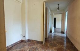  Apartament de vanzare, cu 3 camere spațios, etaj 1, zona Parcul Mara