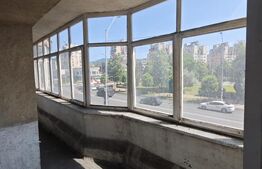  Apartament de vanzare, cu 3 camere spațios, etaj 1, zona Parcul Mara