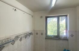 Apartament de vanzare, cu 2 camere semidecomandat, 45 mp, zona Sasar