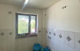 Apartament de vanzare, cu 2 camere semidecomandat, 45 mp, zona Sasar