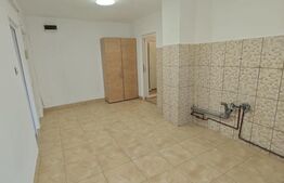 Apartament spațios,de vanzare, 3 camere, 98 mp, zona Petru Rares