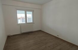Apartament spațios,de vanzare, 3 camere, 98 mp, zona Petru Rares