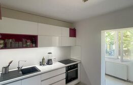 Apartament de vanzare, cu 3 camere decomandat, 75mp, zona Olteniei