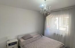 Apartament de vanzare, cu 3 camere decomandat, 75mp, zona Olteniei