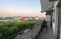 Apartament de vanzare, cu 3 camere, 120 mp, zona Marul de Aur 