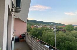 Apartament de vanzare, cu 3 camere, 120 mp, zona Marul de Aur 