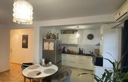 Apartament de vanzare, cu 3 camere, 120 mp, zona Marul de Aur 