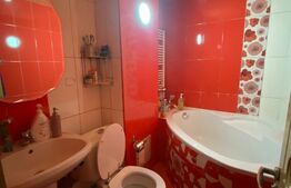 Apartament de vanzare, cu 3 camere, 