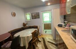 Apartament de vanzare, cu 3 camere, 