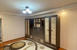 Apartament de vanzare, cu 2 camere decomandat, 50mp, etaj 4, zona Hotvon