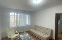 Apartament de vanzare, cu 2 camere semidecomandat, 52 mp, zona ultracentrala