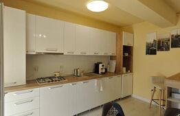 Apartament de vanzare, cu 3 camere,  Garden Villas, zona Brândușelor - etaj 1