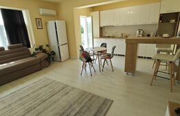 Apartament de vanzare, cu 3 camere,  Garden Villas, zona Brândușelor - etaj 1
