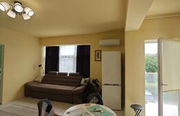 Apartament de vanzare, cu 3 camere,  Garden Villas, zona Brândușelor - etaj 1