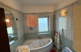 Apartament 2 camere, open space, etaj 2 din 3, zona Rozelor