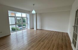 Apartament 3 camere, 87 mp, zona Garden Villa