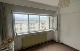 Apartament de 2 camere decomandat, 48 mp construiti, etaj 5, zona Garii