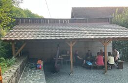 Pensiune funcțională de vânzare, cu 6 camere, 200 mp, zona Firiza-Izvoare