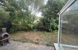 Apartament 3 camere, in casa tip vilă, cu terasă extinsă, grădină + parcare