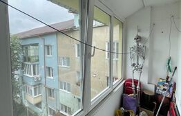 Apartament de vanzare, cu 2 camere, etajul 3, 46 mp, zona policlinica Sf. Maria