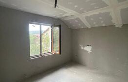 Casă de vânzare — Bargău