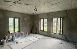 Casă de vânzare — Bargău